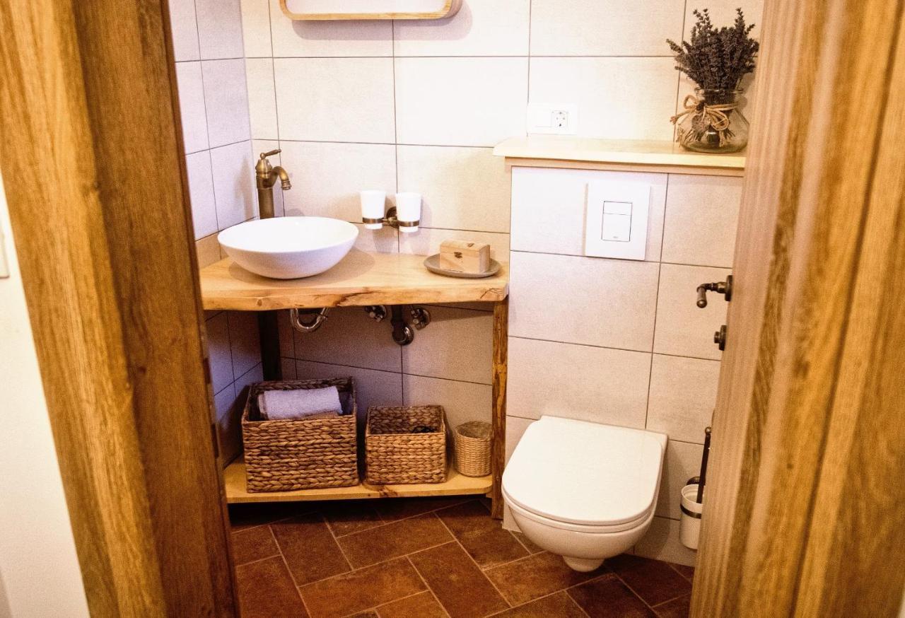 Vineyard Cottage Podrzaj Otočec المظهر الخارجي الصورة